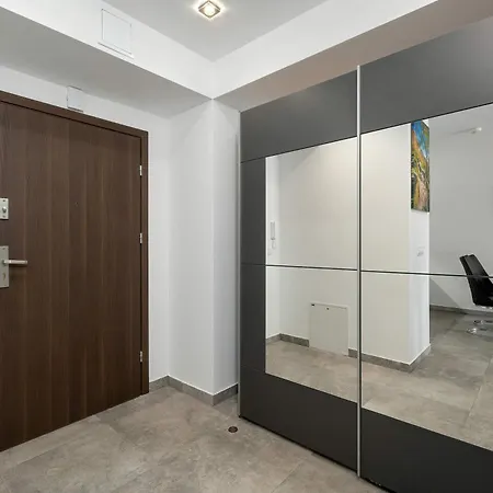 Blue In With Mountain View And Parking By Renters Apartament Karpacz